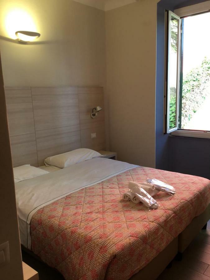 Cecio 5 Terre Rooms Corniglia Exterior photo